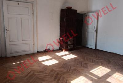 🏡 Casă de vânzare – strada Retezatului, aproape de centru - 2