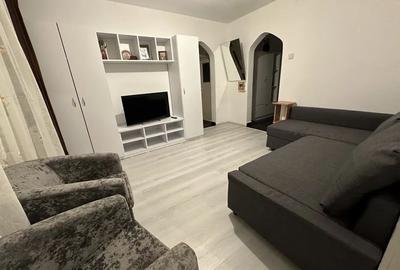 Apartament cu 2 camere semidecomandat, mobilat în Olteniței