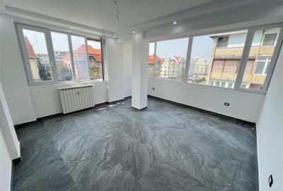 3 camere decomandat Ultracentral totul nou CENTRALA PROPRIE - 18
