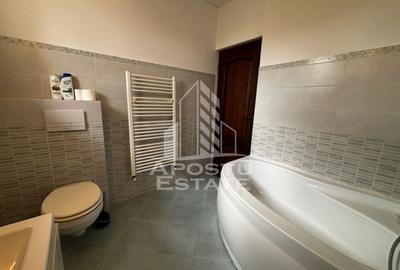 Casa cu 5 camere de inchiriat, garaj, Dumbravita - 14