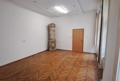 Spatiu birou in Piata Unirii - 1