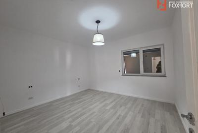Casa cu 5 camere de 160 mp utili de vanzare in Sagu - 4