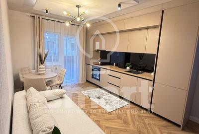 Apartament cu 3 camere semidecomandat în Florești