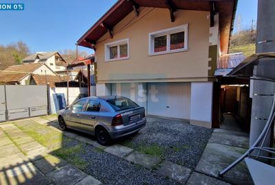 Casă cochetă cu 2 garaje și grădină | Valea Roșie, Baia Mare Comision0 - 1