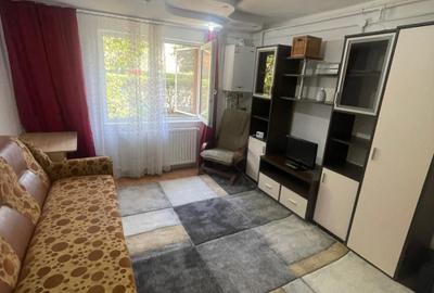 Garsoniera Noua ( Boxa interioara ) - 1