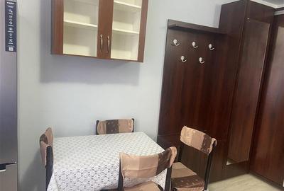 Garsoniera de inchiriat in Focsani , zona Gara , et 1 4 , renovata si mobilata c - 4