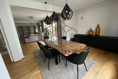 Apartament cu 4 camere decomandat, mobilat în Herăstrău