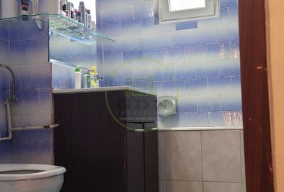 Apartament de vanzare cu trei camere, zona Turnisor. - 16