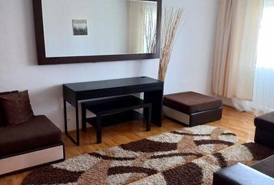 Apartament cu 2 camere decomandat în Aviației