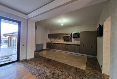 Casa de inchiriat in zona Casa Presei - Poligrafiei - 16