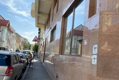 SPATIU COMERCIAL CENTRAL IDEAL PENTRU INVESTITIE ZONA Maria Rosetti - Dacia - 13