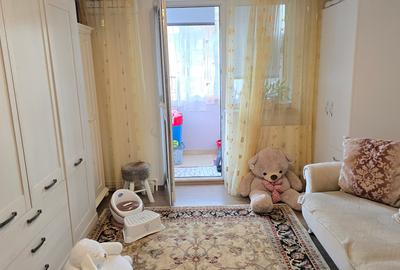Vand apartament 3 camere in Deva, pe Al. Armatei, etaj 3,  mobilat si utilat - 2