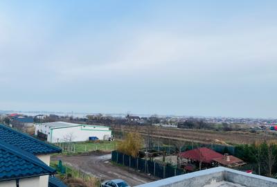 Casă cu 4 camere în Ovidiu