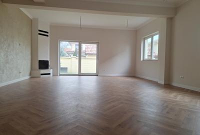 Duplex spatios cu 4 camere in Dumbravita -semineu- la 3 minute de Primarie - 3