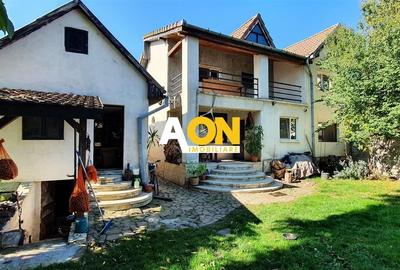 Casa cu 5 camere, 1500 mp teren, Centru. Pretabila pentru muncitori - 1