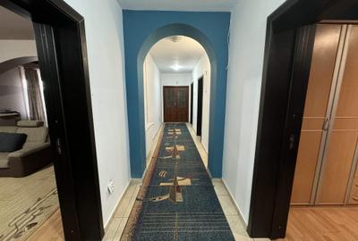 Vila P+1, supraf. desf. 510 mp., teren 1000 mp, Radomiresti - 12