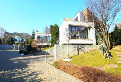 Vila minimalista insorita | piscina interioara | sauna | Jacuzzi - 1