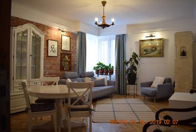 Apartament superb in vila,situat in centrulCapitalei intre celebrele parcuri,lux - 1