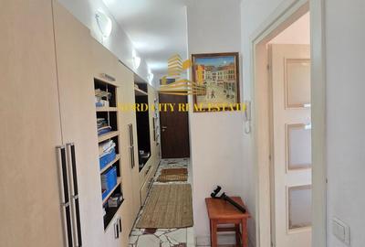 Titulescu – Victoriei | 4 camere transformat în 3 | Etaj 4 - 9