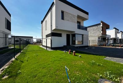 Casă individuală cu 4 camere în Berceni