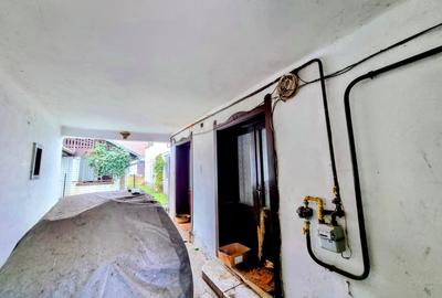 Casă mare, Parter + Etaj, la Vasiova, pe strada Principală (Tudor Vladimirescu) - 2