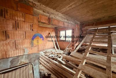 Vila la rosu  + teren 500 mp de vânzare – Zona Fermelor - 17
