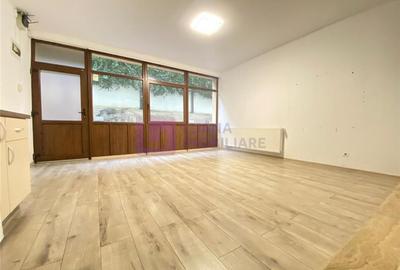 Spatiu comercial 70 mp de inchiriat | salon 3 camere | zona Centrala | - 2