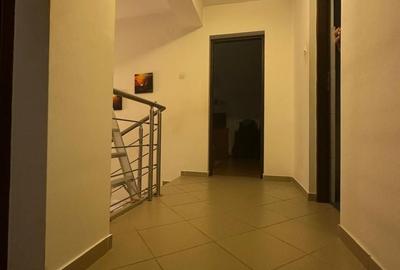 Casă individuală P+1E, construită în 2013–zonă liniștită, exclusiv de case - 12