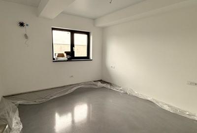 Casă cu 6 camere, în Șendreni - 9