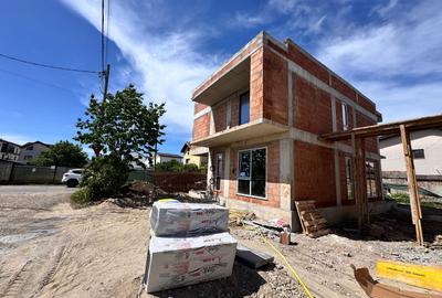 CASA INDIVIDUALA, STRADA ASFALTATA, TOATE UTILITATILE, COMISION 0% - 23