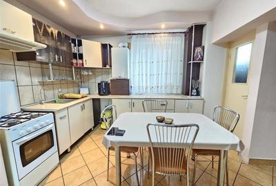 Apartament 3 camere Fortuna etaj 2 cu balcon 16 mp - 13