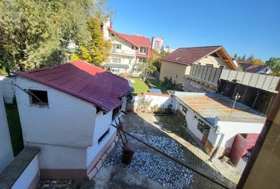 Casă monumentală pe 3 nivele, 5 camere, garaj și curte generoasă – Zona Decebal - 7