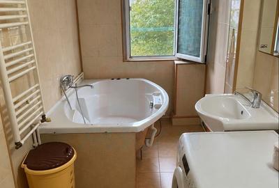 🏡De închiriat apartament 3 camere  | Micro 40 | 1600 lei - 4