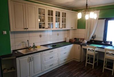 Apartament cu 2 camere decomandat, mobilat în Berceni