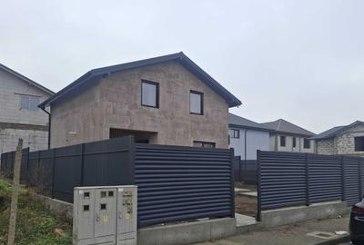 Casă individuală cu 3 camere în Valu lui Traian