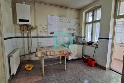 Casa De Mijloc, singur in curte, Brasov - 20