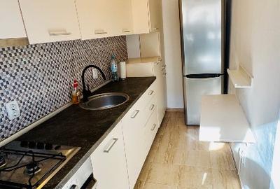 Vand Apartament 2 camere bloc 2015 Dobroesti strada Marului - 8