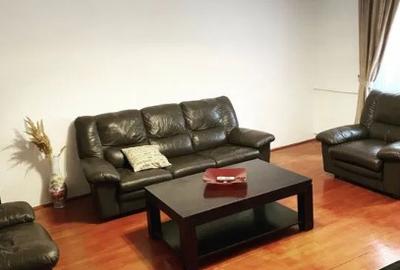 Apartament cu 3 camere semidecomandat, mobilat în Nerva Traian