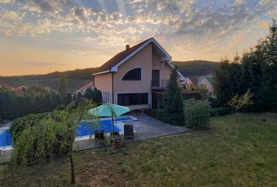 De vanzare casa cu 6 camere, Livezeni, Cartierul Orizontului - 3