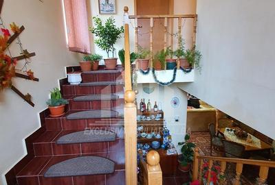 Casa tip duplex | 110 mp | 250 mp teren | Toate utilitatile | Cetate - 6