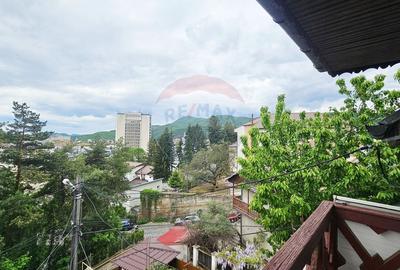 Apartament cu 3 camere de vânzare în zona Central - 31