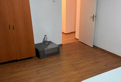 APARTAMENT 3 CAMERE/ PARTIAL MOBILAT/ 10 MINUTE DE METROU - 18