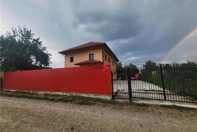 Vanzare casa 5 camere sau schimb cu aparatment in Pitesti sau Curtea de Arges- M - 24
