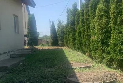 Teren si casa suprafata de 713 mp , zona : Chinteni - 2