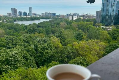 Apartament cu 4 camere semidecomandat în Dorobanți