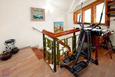 Vila cocheta, situata in centrul istoric al orasului - 10