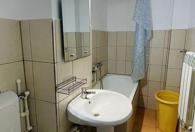 De vanzare ap. 1 camera in Galati, zona Siderurgistilor, etaj 1 - 5