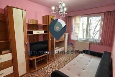 Apartament cu 3 camere decomandat, mobilat în Gheorgheni