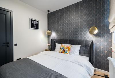 O Vacanță Permanentă în Inima Capitalei, Magheru/Bălcescu - 5