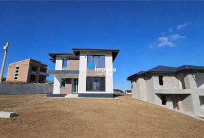 Vila individuala, priveliste superba, finisaje premium, in zona Bucium - Pietrar - 2